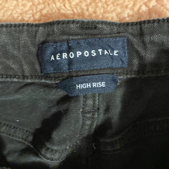 XS Black denim Aeropostale skirt. Very new condition - Picture 3 of 3